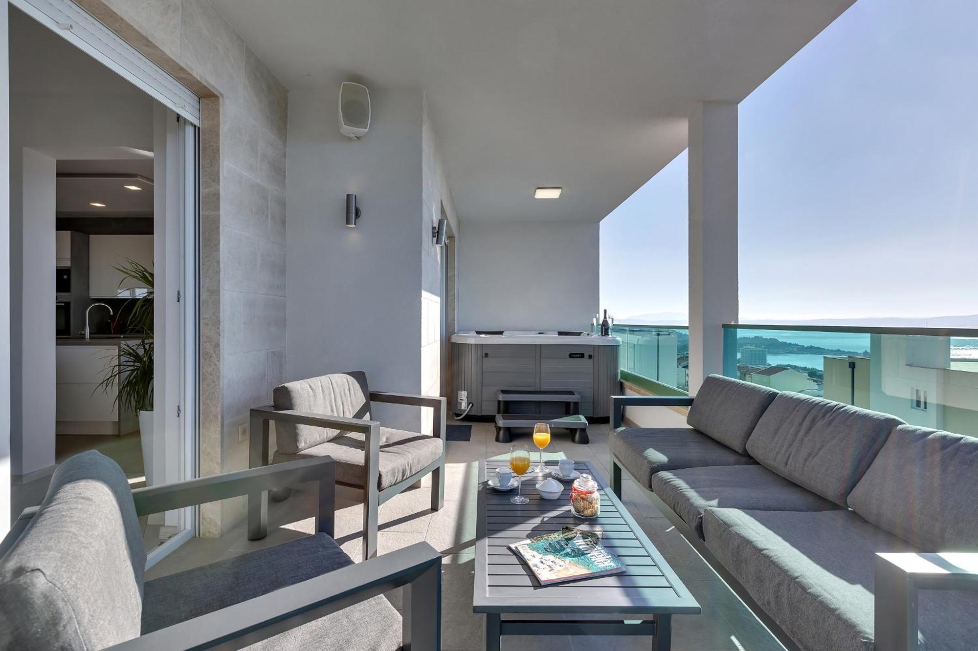 Exclusive Penthouse Big Blue With Private Jacuzzi Appartement Makarska Buitenkant foto
