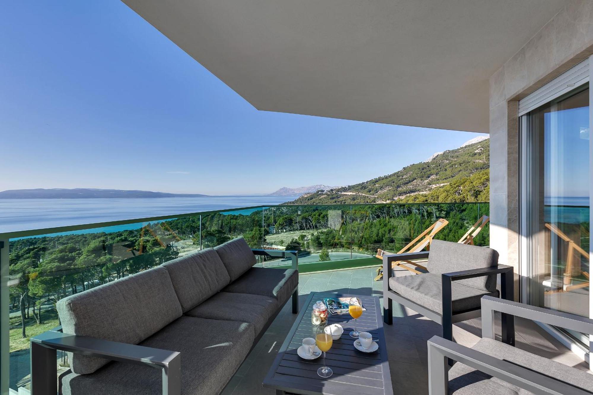 Exclusive Penthouse Big Blue With Private Jacuzzi Appartement Makarska Buitenkant foto