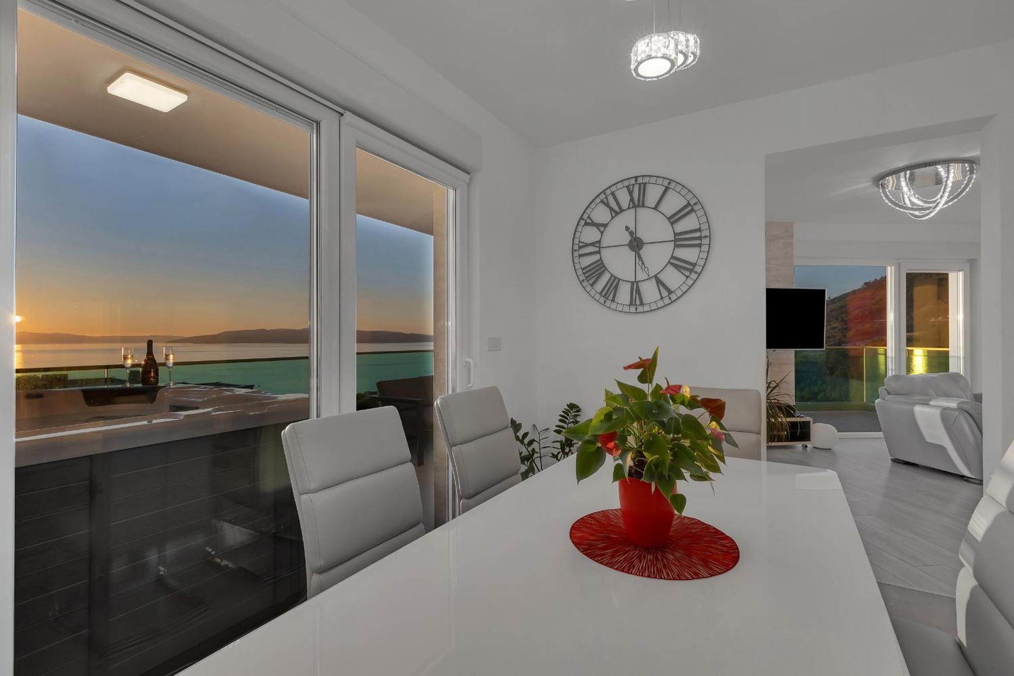 Exclusive Penthouse Big Blue With Private Jacuzzi Appartement Makarska Buitenkant foto