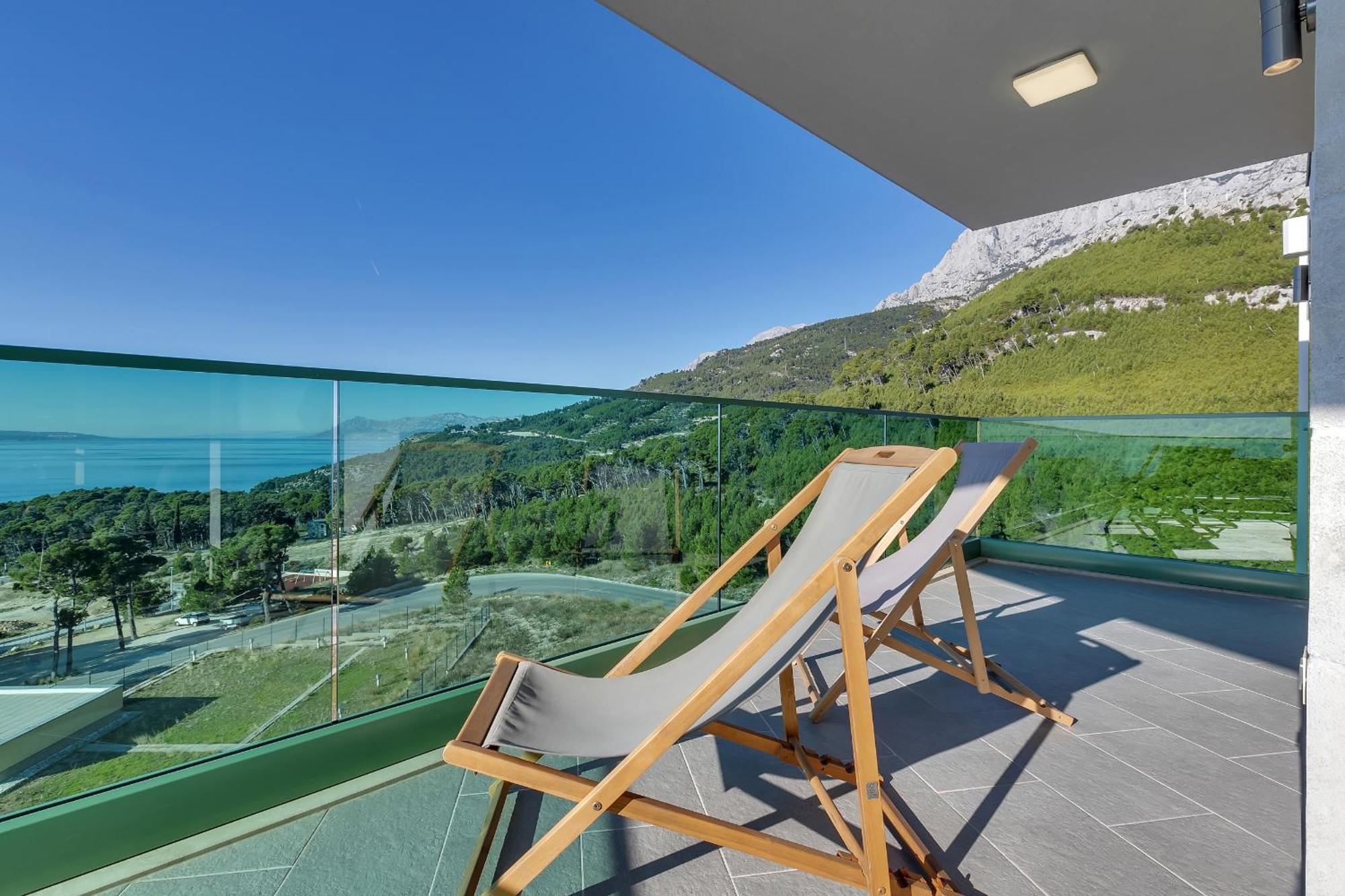 Exclusive Penthouse Big Blue With Private Jacuzzi Appartement Makarska Buitenkant foto