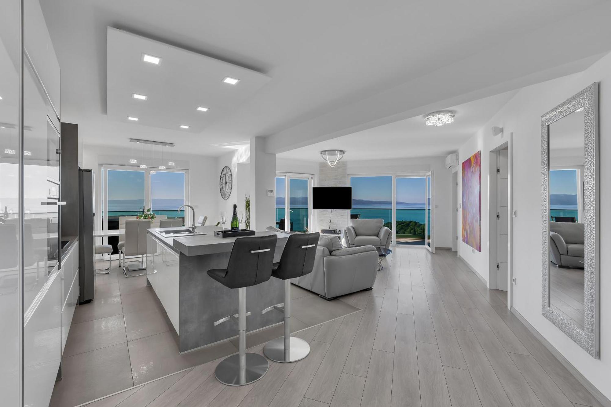 Exclusive Penthouse Big Blue With Private Jacuzzi Appartement Makarska Buitenkant foto